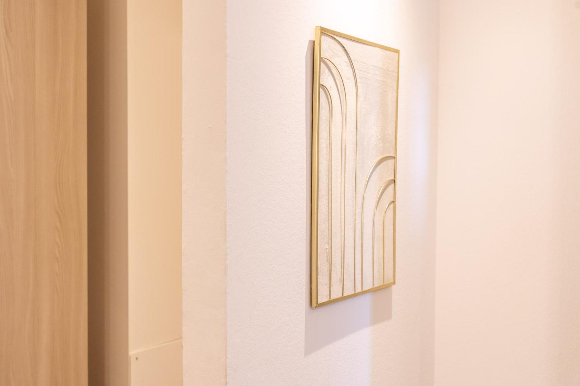 Appartamento Di Lusso In Centro - Freedom Gli Artisti Bologna Luaran gambar